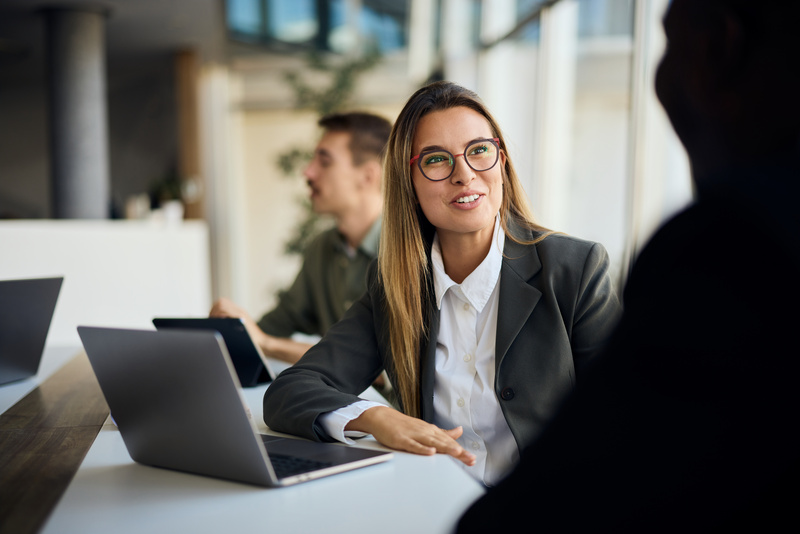 professional_women_working_laptop_close_up
