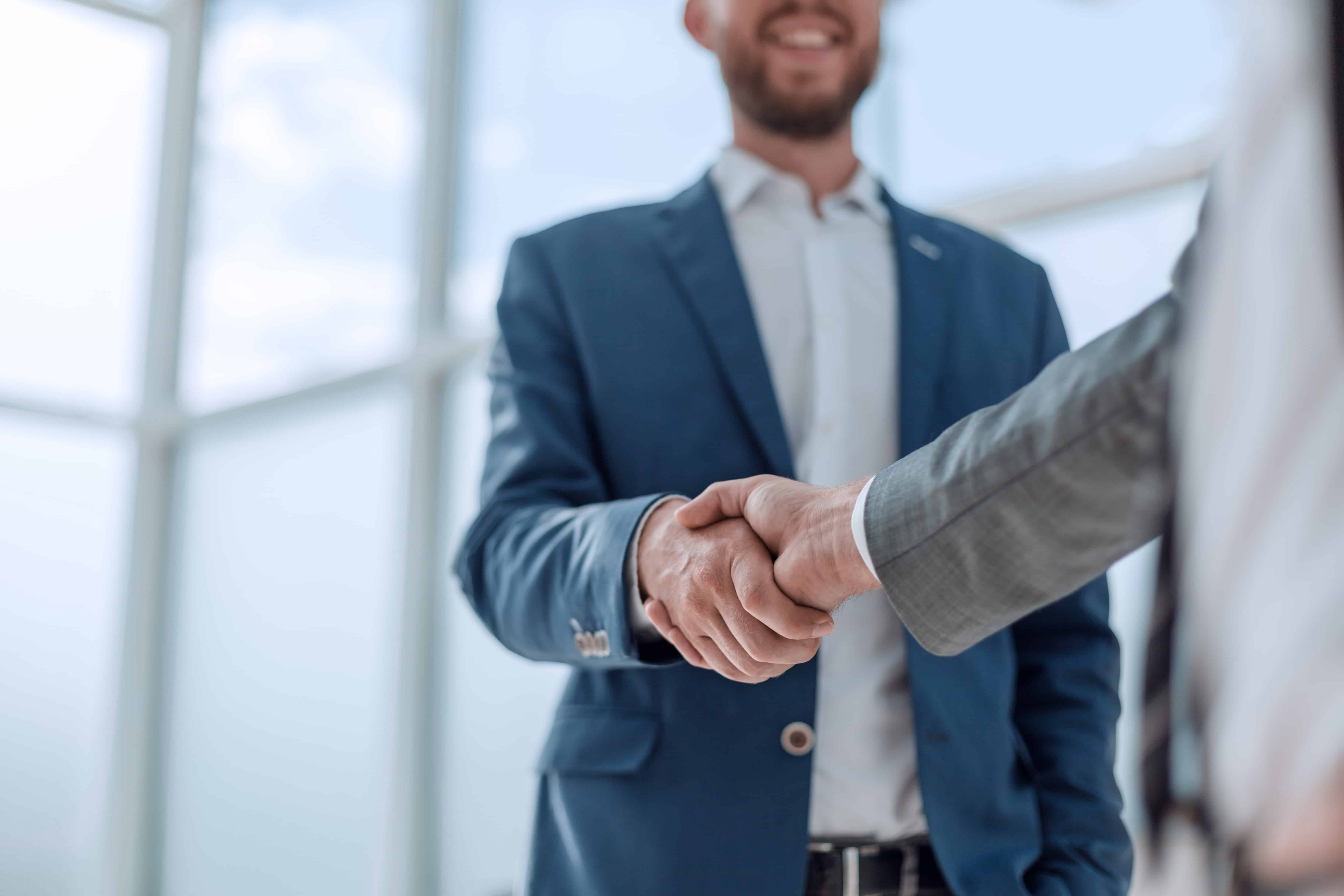 Two man shaking hands